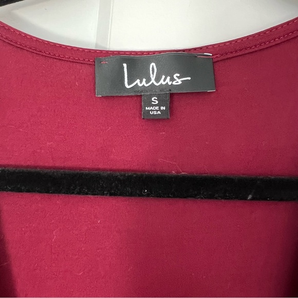 NWT Lulu’s Twirl Worthy Burgundy Wrap Dress Size Small - Picture 10 of 12